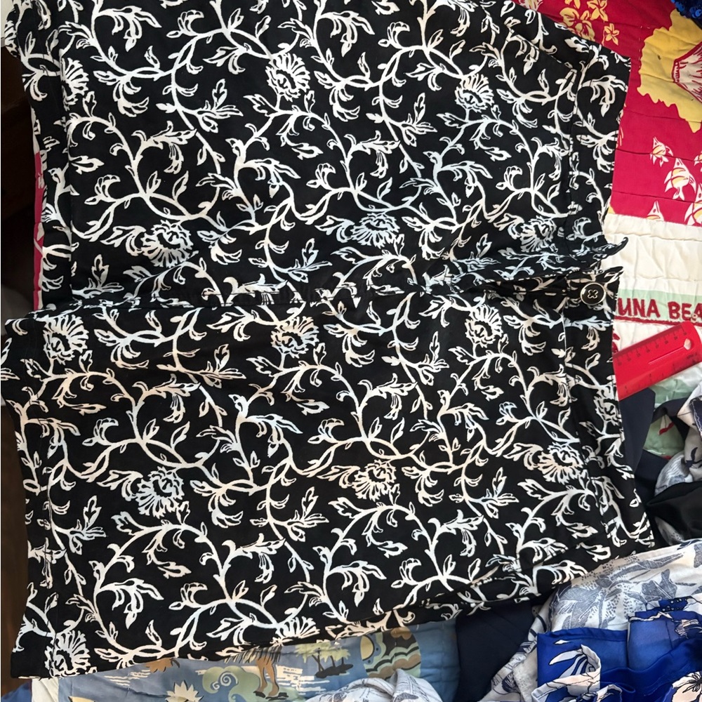 Black and White Floral Skort